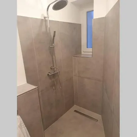 Διαμέρισμα 3-zimmer In Der